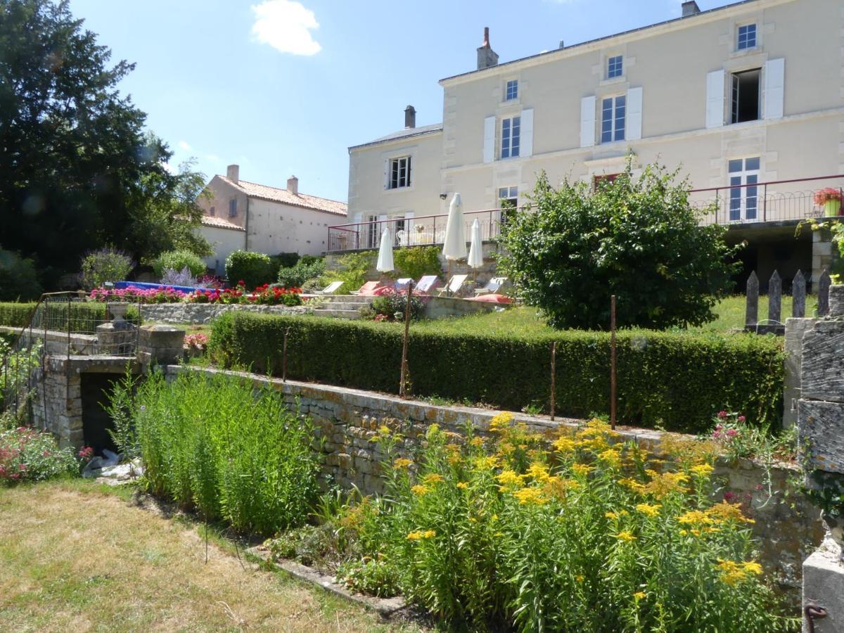 Hotel Les Jardins De Xanton Exterior foto